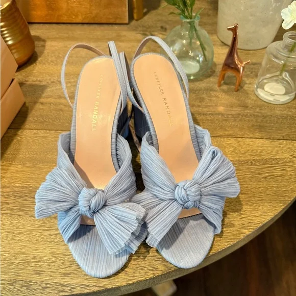 Loeffler Randall Camellia Light Blue Bow Heels, size 8.5. - Picture 2 of 12